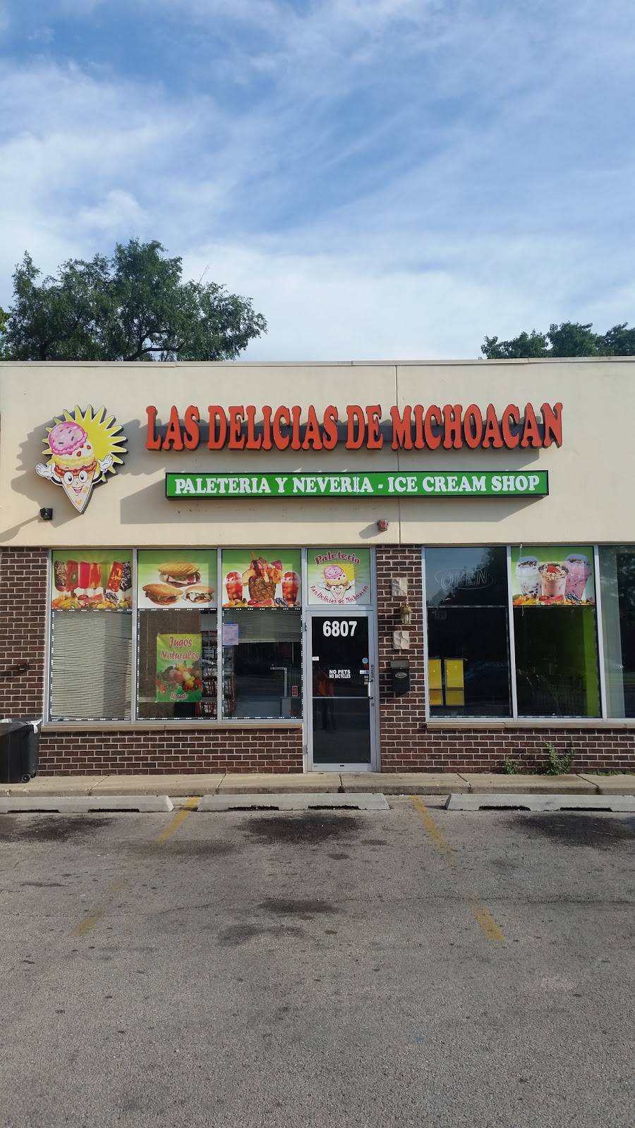 Paleteria Las Delicias De Michoacán | restaurant | 5737 W Cermak Rd, Cicero, IL 60804, USA | 7082229023 OR +1 708-222-9023