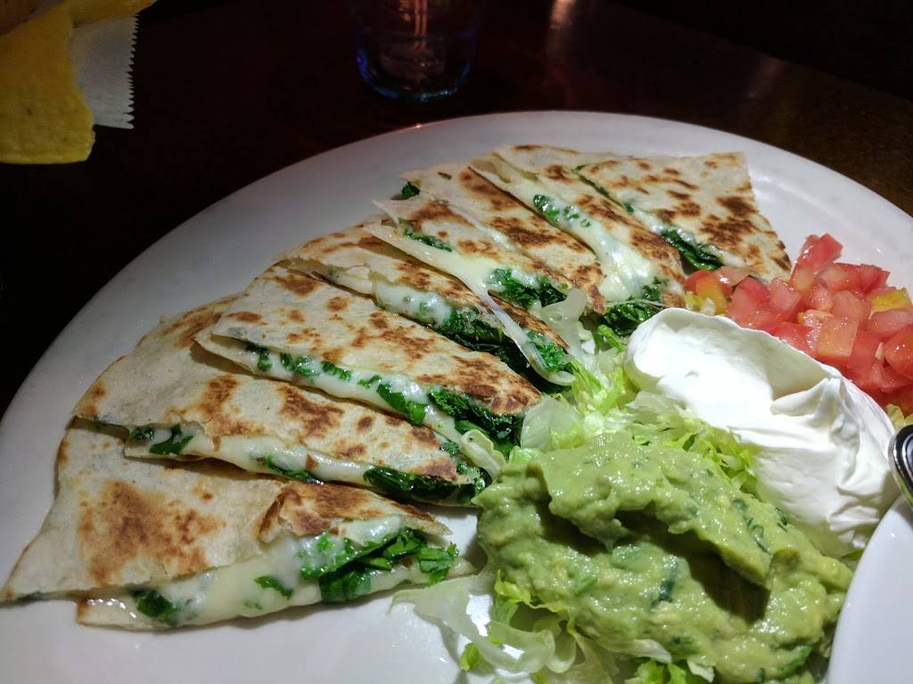 Quinto Sol | restaurant | 2201 Broadway, Redwood City, CA 94063, USA | 6503655765 OR +1 650-365-5765