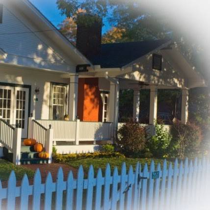Carriage House Bed & Breakfast | restaurant | 401 N Polk St, Jefferson, TX 75657, USA | 9036659511 OR +1 903-665-9511
