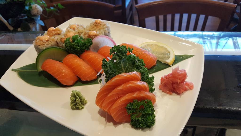 Niwa Japanese Restaurant | restaurant | 1011 Upper Middle Rd E, Oakville, ON L6H 4L2, Canada | 9053393803 OR +1 905-339-3803