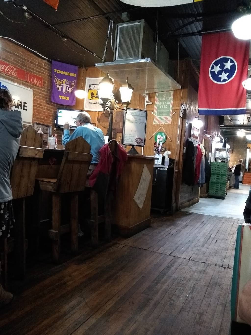 Collins River BBQ & Cafe | cafe | 117 E Main St, McMinnville, TN 37110, USA | 9315073663 OR +1 931-507-3663