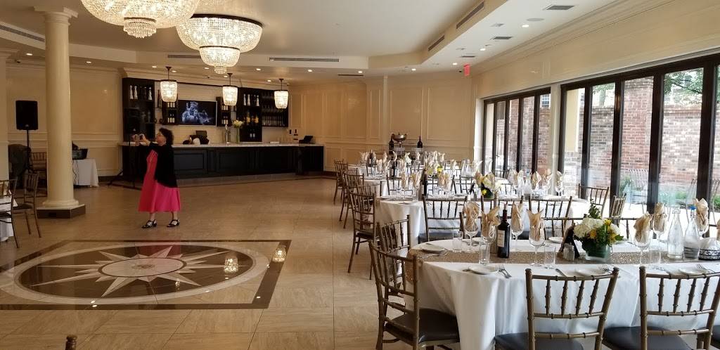 F&J Pine | restaurant | 1913 Bronxdale Ave, Bronx, NY 10462, USA | 7187925956 OR +1 718-792-5956