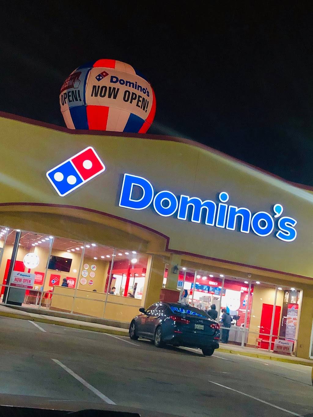 Dominos Pizza | meal delivery | 4950 W Illinois Ave, Dallas, TX 75211, USA | 9728953030 OR +1 972-895-3030