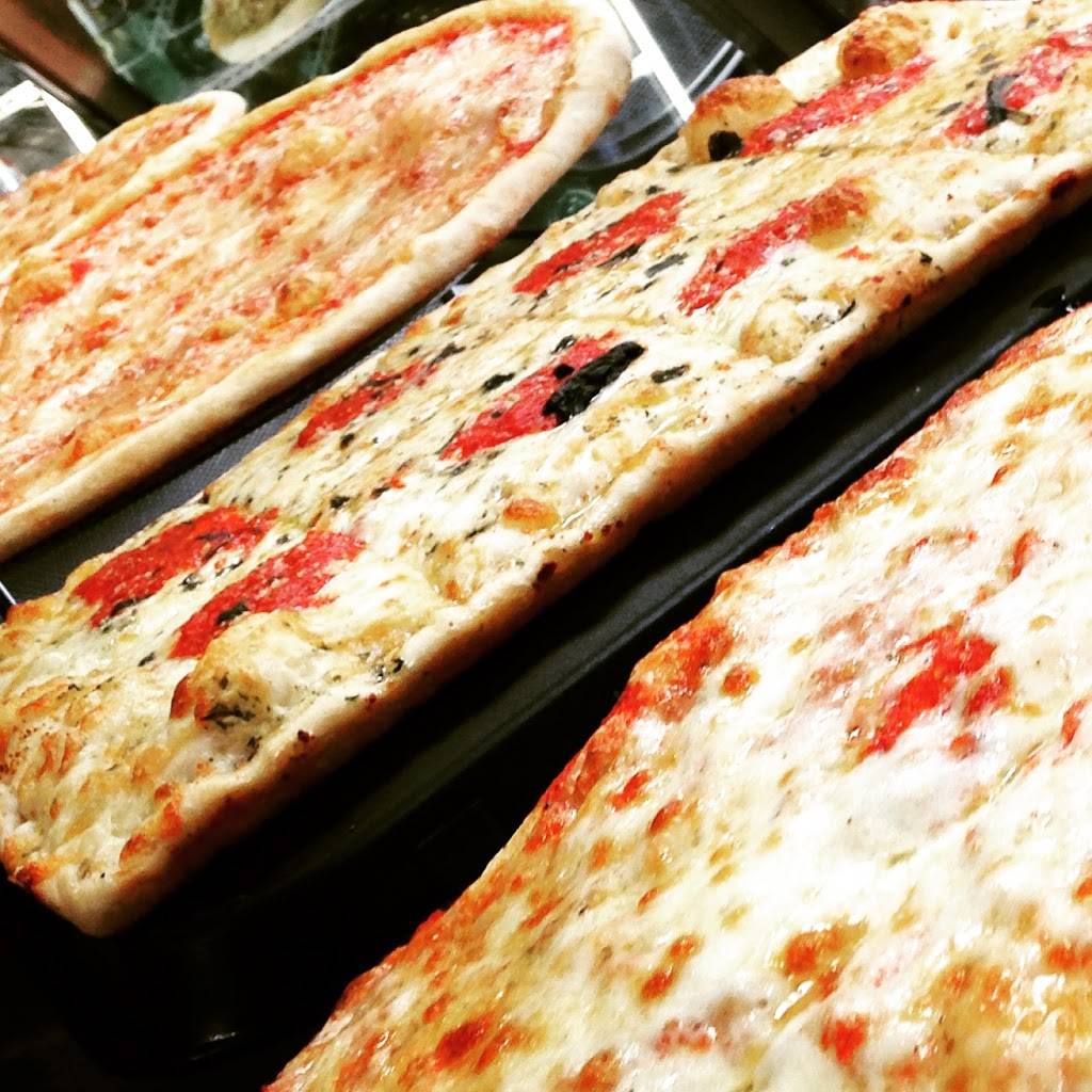 Mike & Maggies Pizzeria | restaurant | 1527 149th St, Whitestone, NY 11357, USA | 7187670204 OR +1 718-767-0204