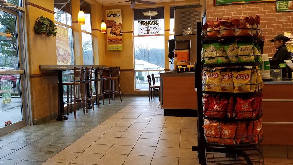 Subway | meal takeaway | 14606 Main St NE Suite 101/Building 4, Duvall, WA 98019, USA | 4257887273 OR +1 425-788-7273