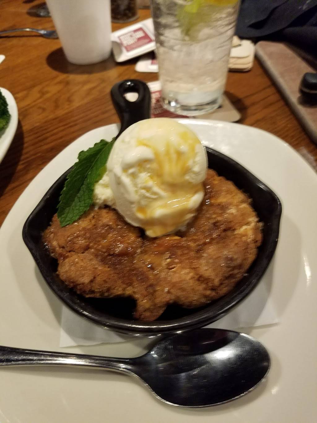 Outback Steakhouse | restaurant | 9600 US-441, Leesburg, FL 34788, USA | 3523656222 OR +1 352-365-6222
