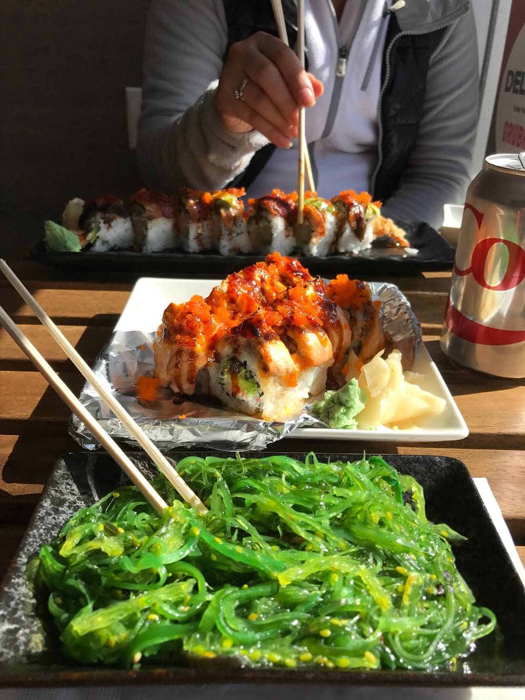 Sushi Uma | restaurant | 2146 Irving St, San Francisco, CA 94122, USA | 4159689933 OR +1 415-968-9933