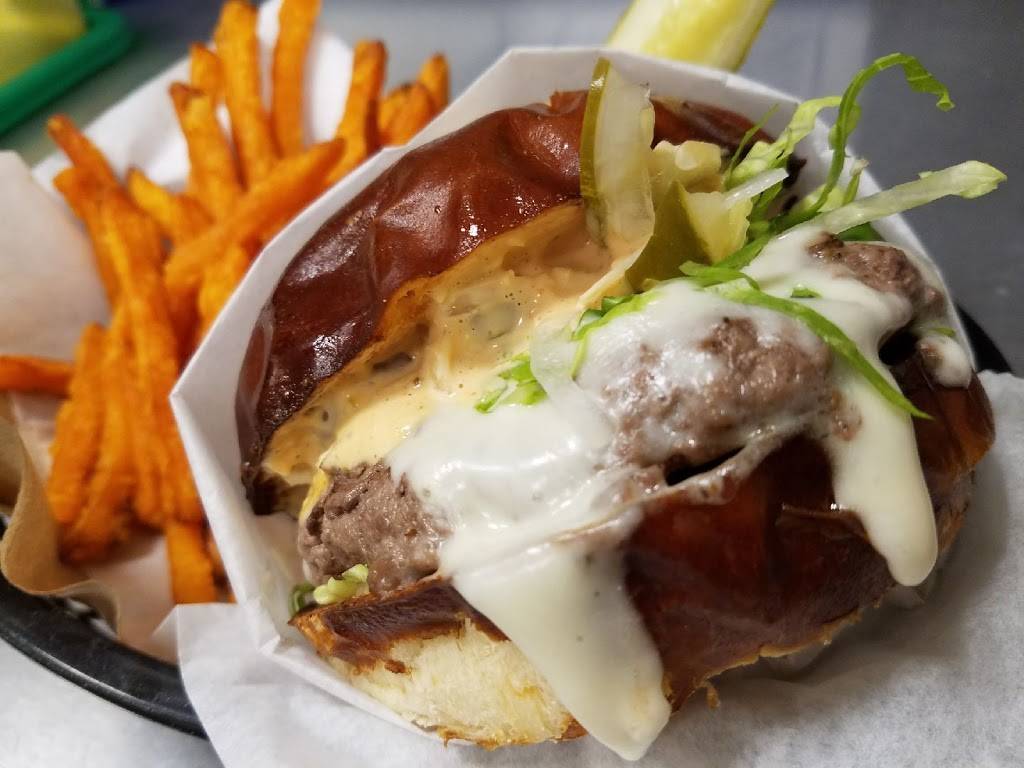 Brew Birds | cafe | 42020 Village Center Plaza #130, Aldie, VA 20105, USA | 7033278702 OR +1 703-327-8702