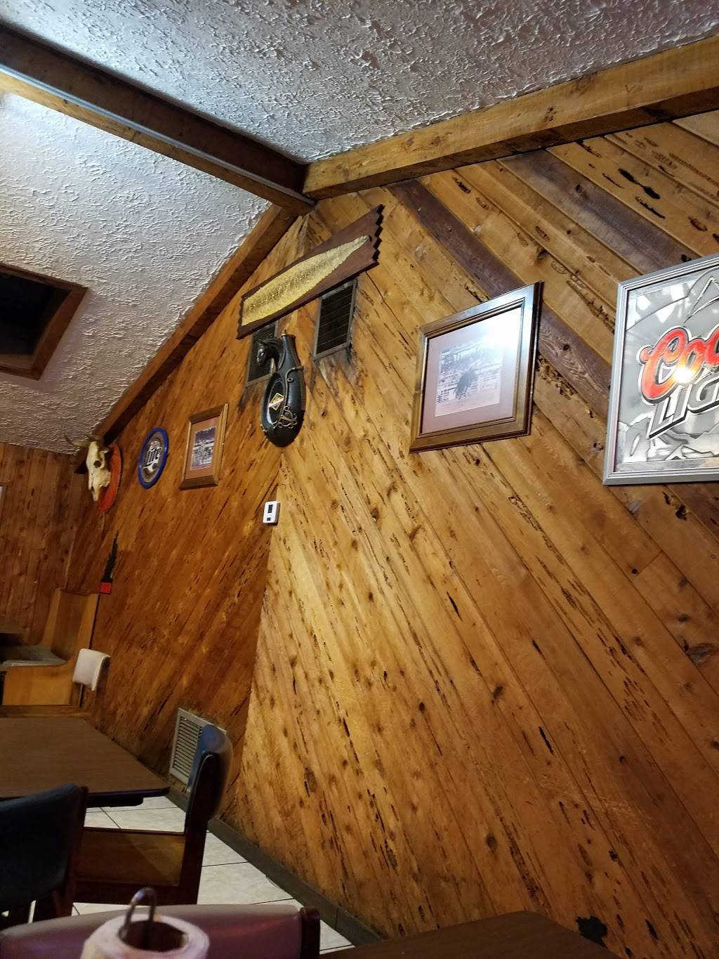 Reef & Beef Restaurant | restaurant | 2079 SE Hwy 70, Arcadia, FL 34266, USA | 8634946600 OR +1 863-494-6600