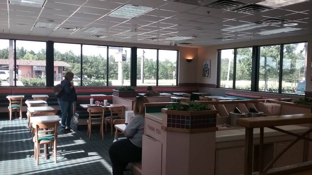 Wendys | restaurant | 1109 League Line Rd, Conroe, TX 77303, USA | 9368562827 OR +1 936-856-2827