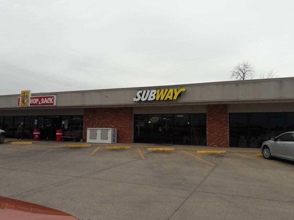 Subway | restaurant | 407 W H Ave, Cache, OK 73527, USA | 5804292450 OR +1 580-429-2450