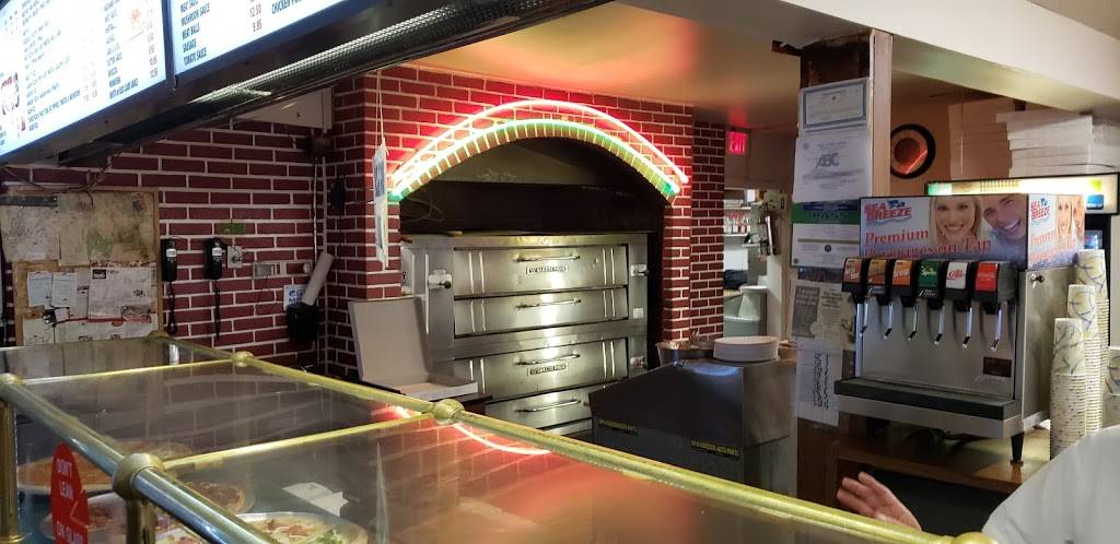 Sals Pizzeria | restaurant | 81 NJ-183, Stanhope, NJ 07874, USA | 9733473550 OR +1 973-347-3550