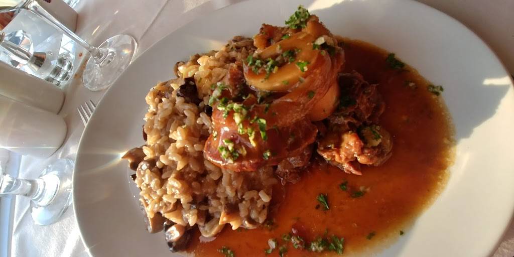 Chanterelle Bistro | restaurant | 33 Division St, Bowmanville, ON L1C 2Z3, Canada | 9056238772 OR +1 905-623-8772