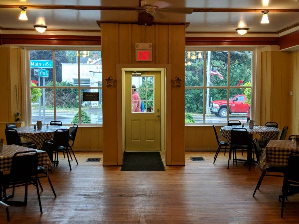 J&Ts Pizza Corner | restaurant | 2702 Main St, Piffard, NY 14533, USA | 5855194448 OR +1 585-519-4448