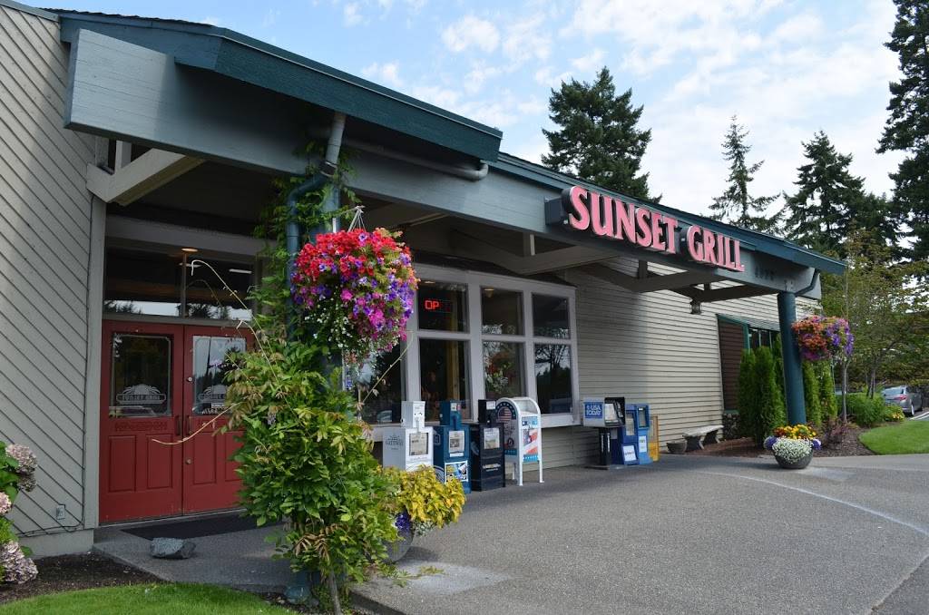 Sunset Grill Restaurant And Bar of Gig Harbor | night club | 4926 Point Fosdick Dr, Gig Harbor, WA 98335, USA | 2538518282 OR +1 253-851-8282