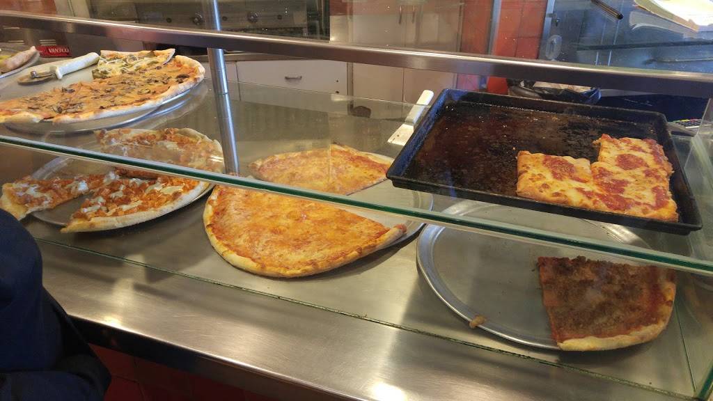 Brothers Pizza On Whitehorse | restaurant | 1068 White Horse Ave, Hamilton Township, NJ 08610, USA | 6095853829 OR +1 609-585-3829