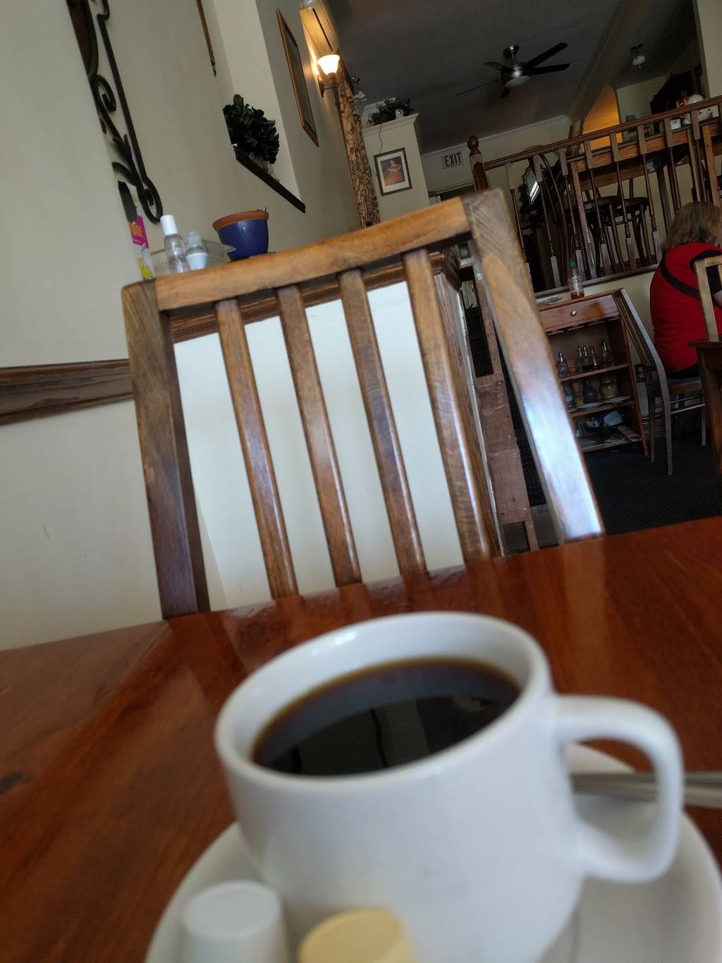 Kings Diner | restaurant | 906 Kingston Rd, Toronto, ON M4E 1S5, Canada | 6473493016 OR +1 647-349-3016