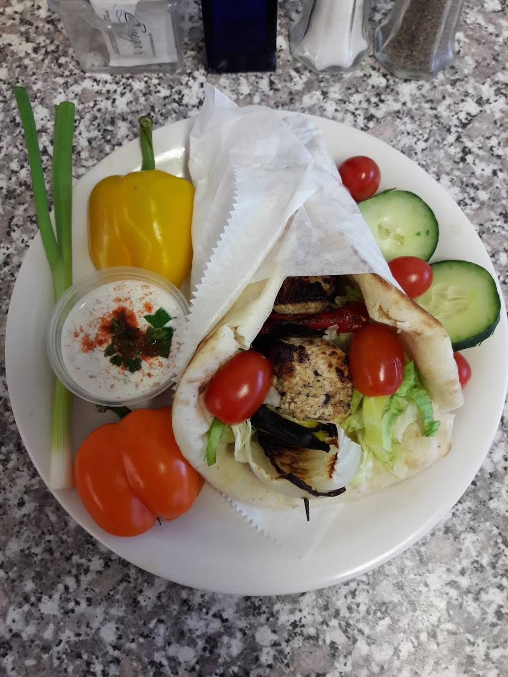 Aladdins Cafe Louisville | restaurant | 1613 Bardstown Rd, Louisville, KY 40205, USA | 5024098484 OR +1 502-409-8484