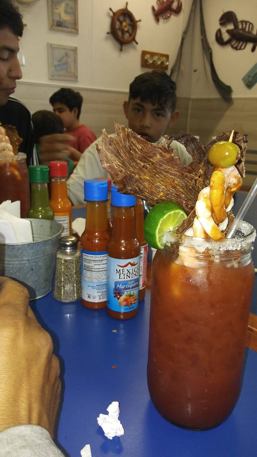 Fishmart | restaurant | 1906 Lee Trevino Dr F, El Paso, TX 79936, USA | 9156331883 OR +1 915-633-1883