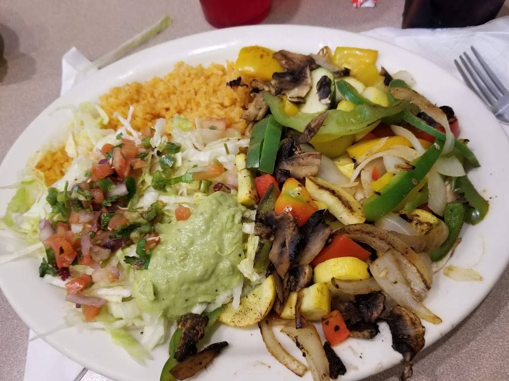 La Carreta | restaurant | 214 Lowes Blvd, Lexington, NC 27292, USA | 3362247042 OR +1 336-224-7042