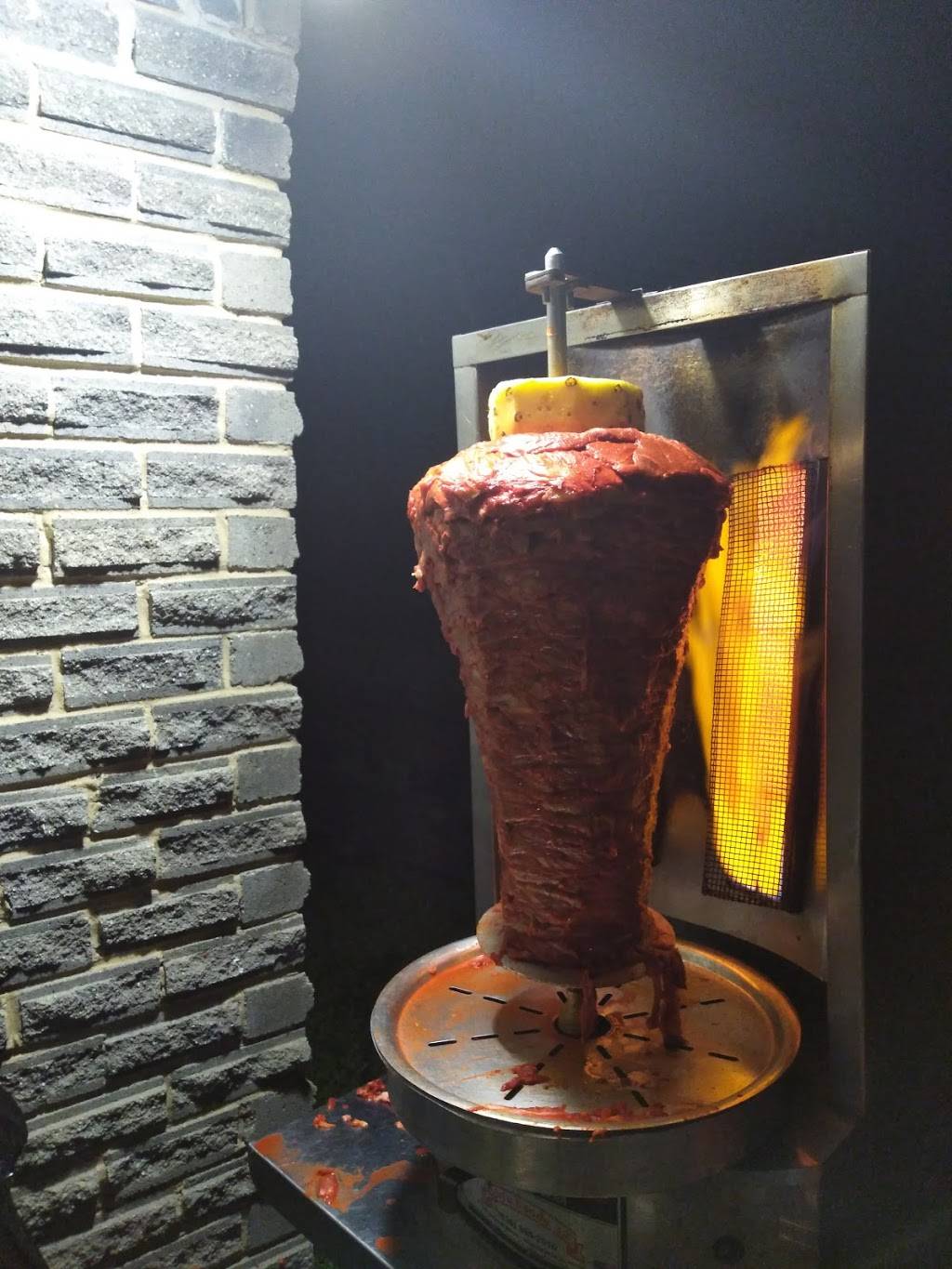 Taquería Charly # 4 | restaurant | 2605 W Pioneer Pkwy, Grand Prairie, TX 75051, USA | 4694458085 OR +1 469-445-8085