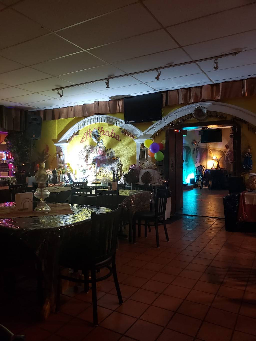 Alibaba Retro | restaurant | 5211 Harlem Ave, Chicago, IL 60656, USA | 7737740101 OR +1 773-774-0101