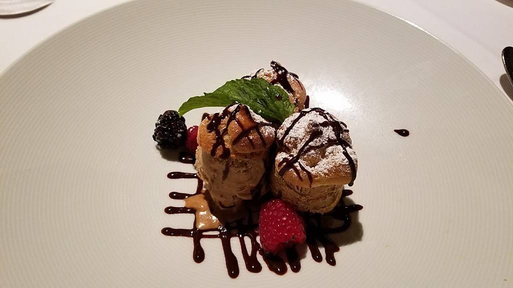 The Vintage Press Restaurante | restaurant | 216 N Willis St, Visalia, CA 93291, USA | 5597333033 OR +1 559-733-3033