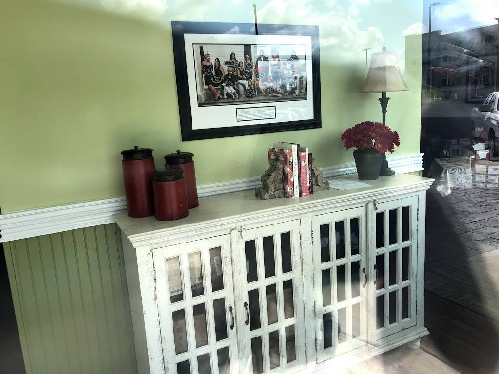 Chicken Salad Chick | restaurant | 3002 Hardy St #160, Hattiesburg, MS 39401, USA | 7692078377 OR +1 769-207-8377