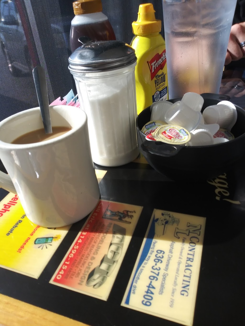 Murphys Diner | restaurant | 1059 Gravois Rd, Fenton, MO 63026, USA | 6363431916 OR +1 636-343-1916