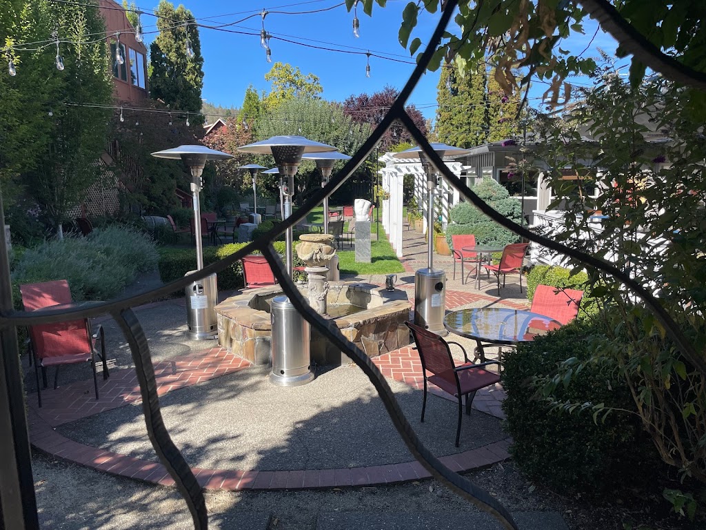 Peerless Restaurant & Bar | restaurant | 265 4th St, Ashland, OR 97520, USA | 5414886067 OR +1 541-488-6067