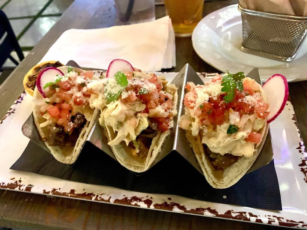 PKWY Tavern District | restaurant | 2235 Village Walk Dr #141, Henderson, NV 89052, USA | 7023072694 OR +1 702-307-2694