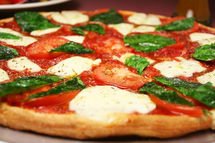 Royal II Restaurant and Grill | night club | 715 MA-6A, Yarmouth Port, MA 02675, USA | 5083622288 OR +1 508-362-2288