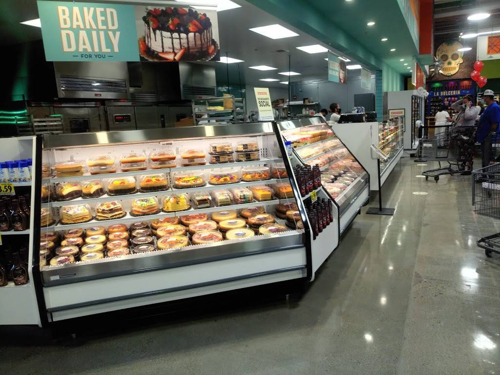 Vallarta Supermarkets | bakery | 1467 Country Club Dr, Madera, CA 93638, USA | 5596645711 OR +1 559-664-5711