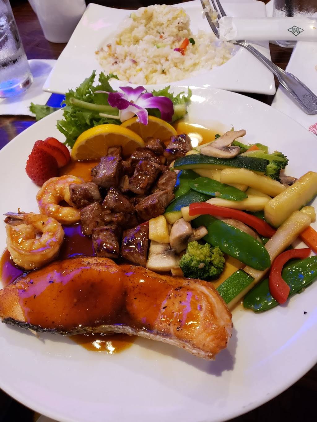 Saga Fusion | restaurant | 1560 Old Post Rd, Marstons Mills, MA 02648, USA | 5086818110 OR +1 508-681-8110