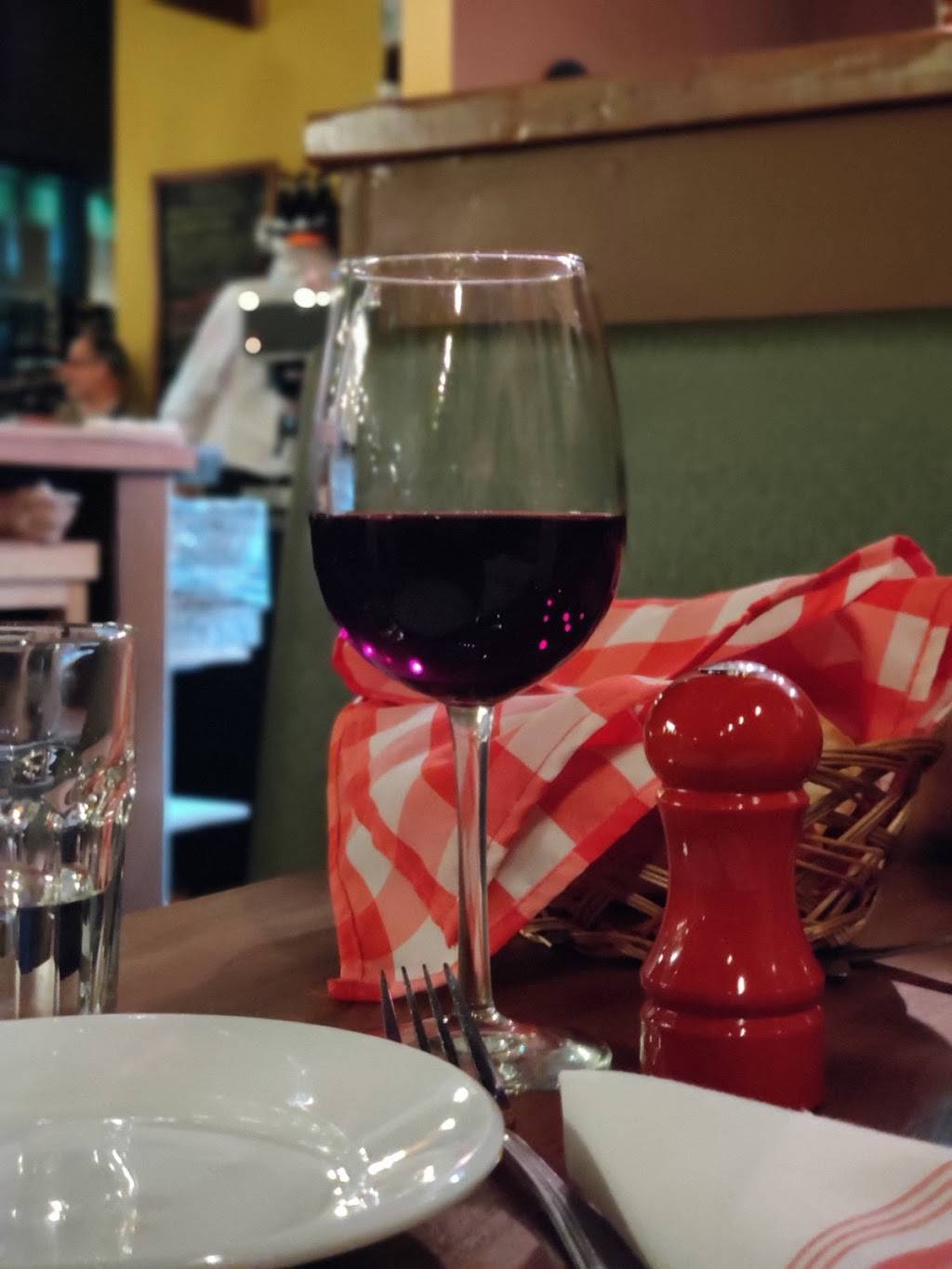 Trattoria Roma | restaurant | 140 2nd St, Petaluma, CA 94952, USA | 7079817807 OR +1 707-981-7807