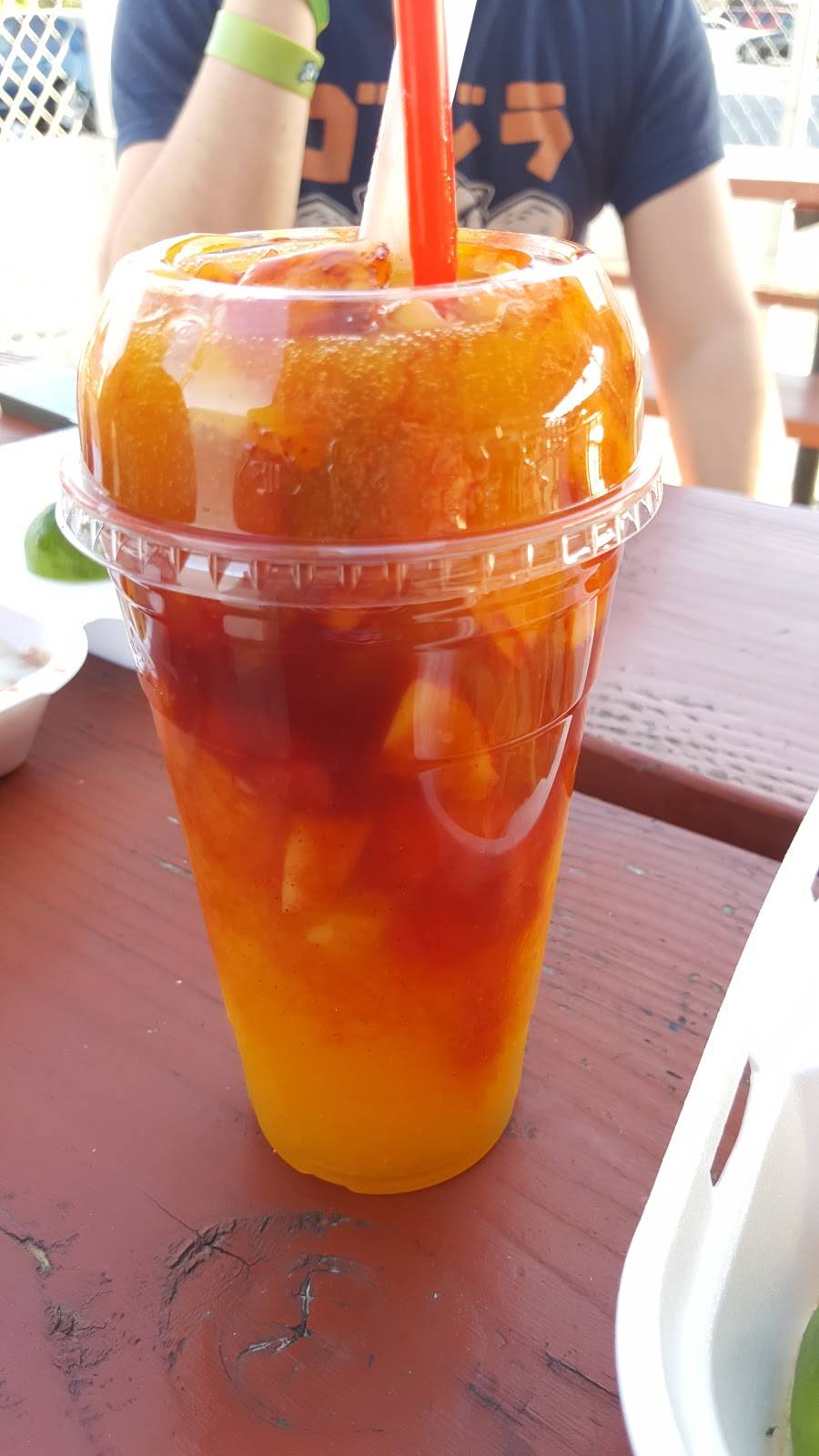 Tuxies Juices | restaurant | 6030 Magnolia Ave, Riverside, CA 92506, USA | 9517811048 OR +1 951-781-1048