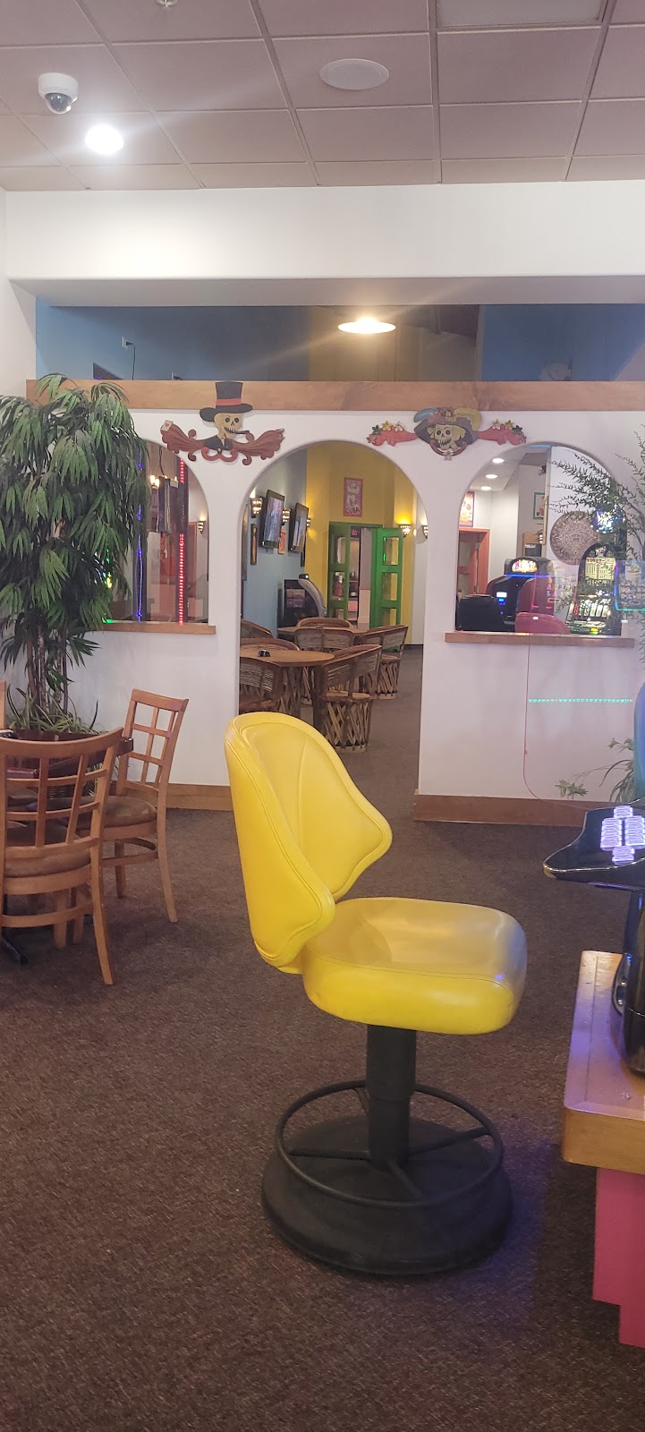 Humbertos Mexican Food | restaurant | 3030 Needles Hwy # 1100, Laughlin, NV 89029, USA | 7027574117 OR +1 702-757-4117