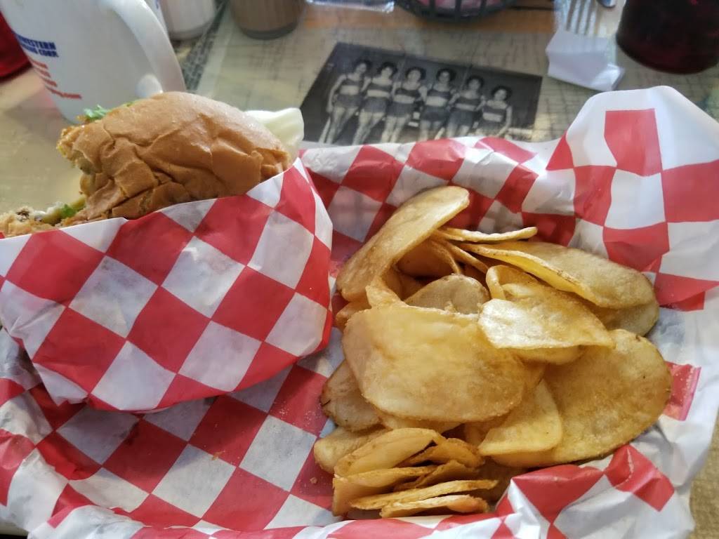 Sweet Ts Diner | restaurant | 230 W 2nd St, Freeport, TX 77541, USA | 9798719293 OR +1 979-871-9293