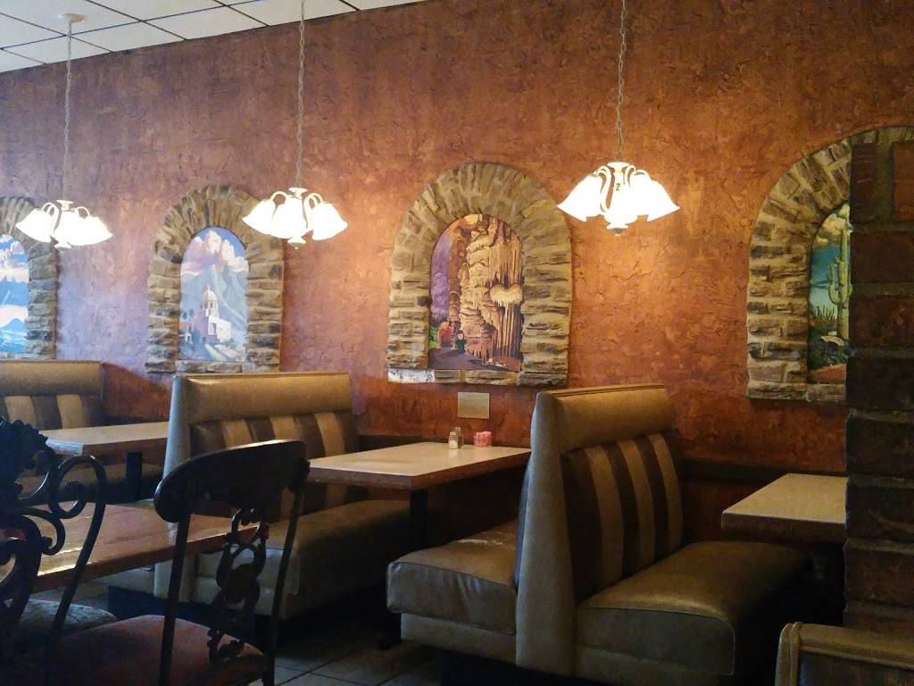 El Ranchito | restaurant | 227 N Church Ave, Henderson, TN 38340, USA | 7319897373 OR +1 731-989-7373