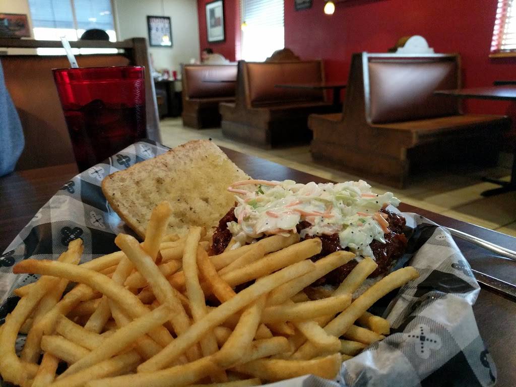 Patriot Pub & Grub | restaurant | 6400 US-12, Brooklyn, MI 49230, USA | 5174315010 OR +1 517-431-5010