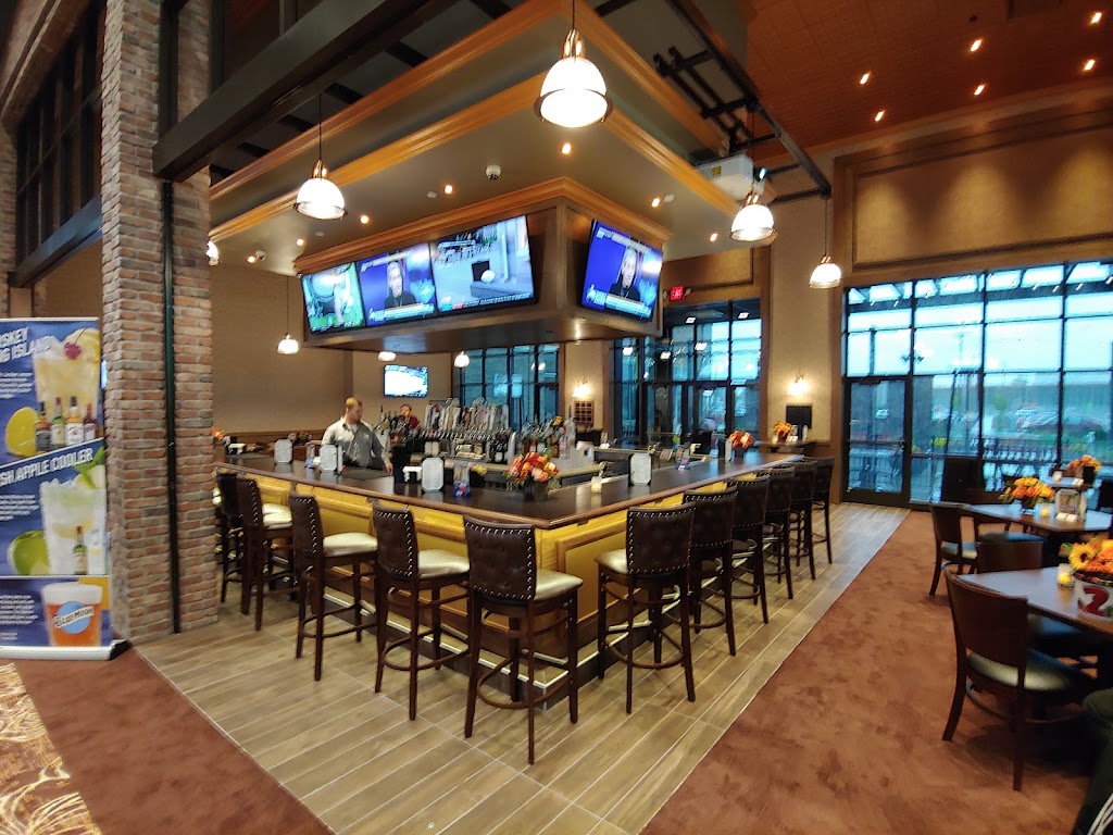 Movie Tavern Brookfield Square | restaurant | 175 S Moorland Rd, Brookfield, WI 53005, USA | 2629019862 OR +1 262-901-9862