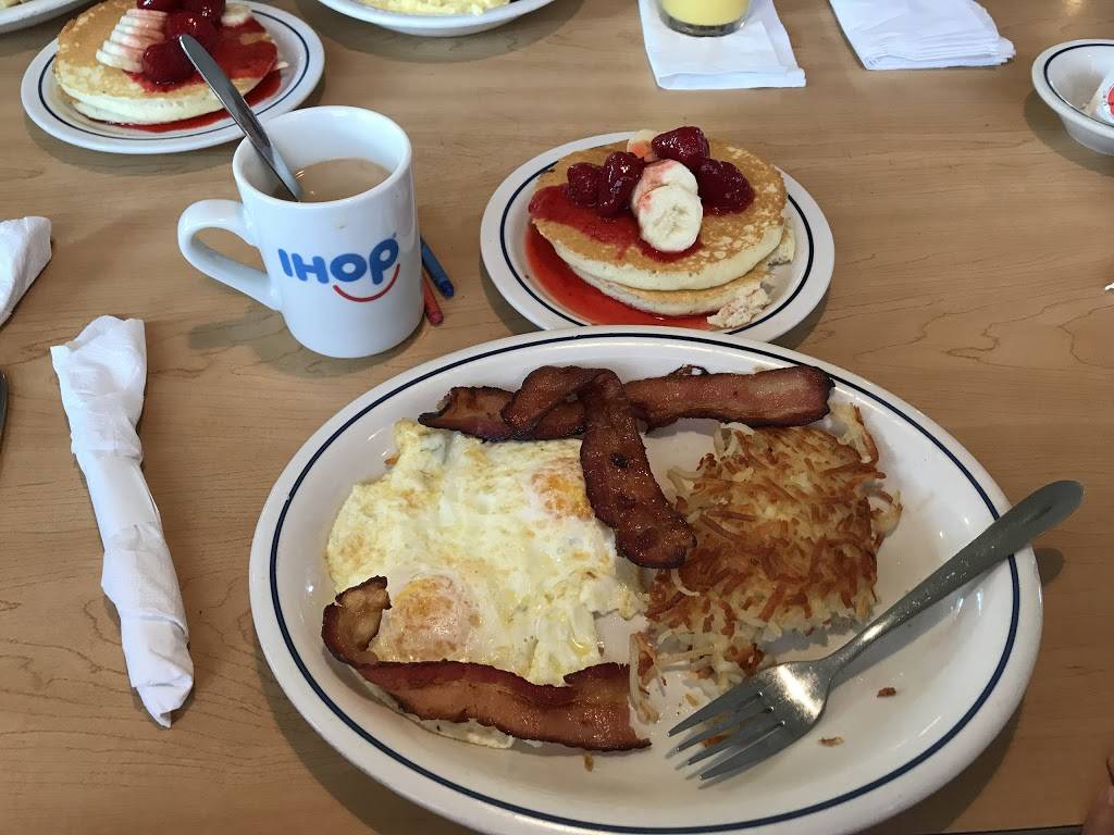 IHOP | restaurant | 6005 International Dr, Orlando, FL 32819, USA | 4073510031 OR +1 407-351-0031