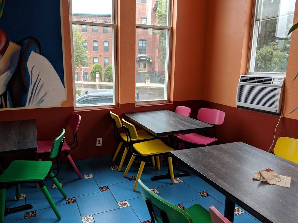 California Burritos | restaurant | 101 Factory St, Nashua, NH 03060, USA | 6037188745 OR +1 603-718-8745