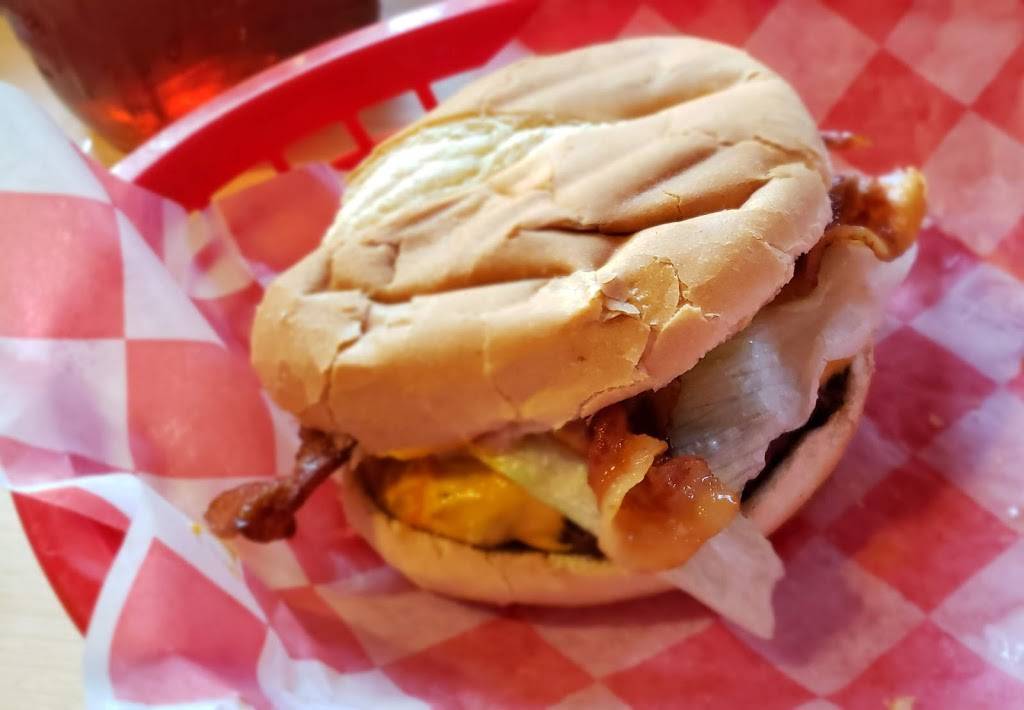 Aunt Sues Country Corner | restaurant | 107 Country Creek Dr A, Pickens, SC 29671, USA | 8648784366 OR +1 864-878-4366