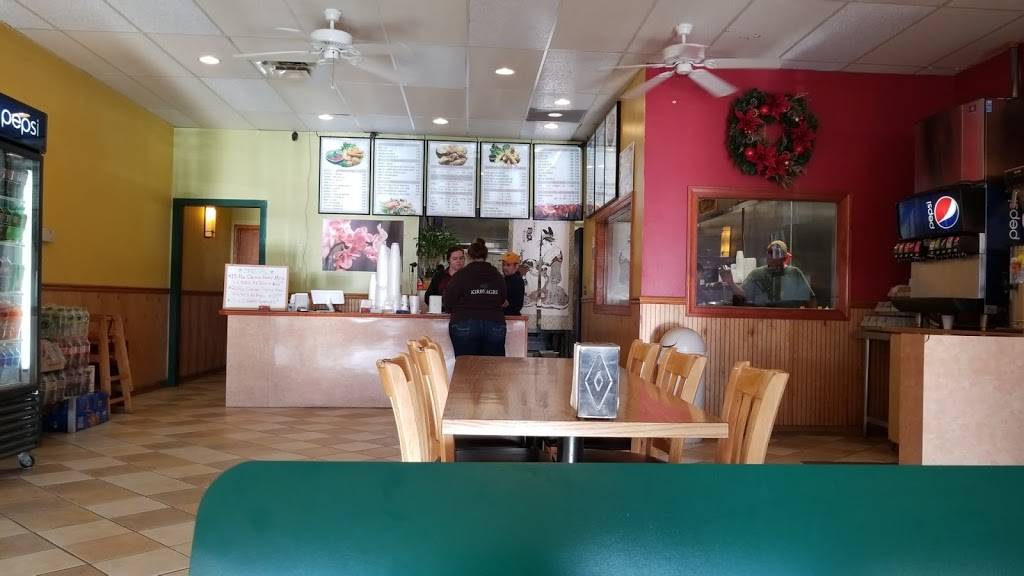 Golden Chicken | restaurant | 537 Solomons Island Rd N, Prince Frederick, MD 20678, USA | 4105355984 OR +1 410-535-5984