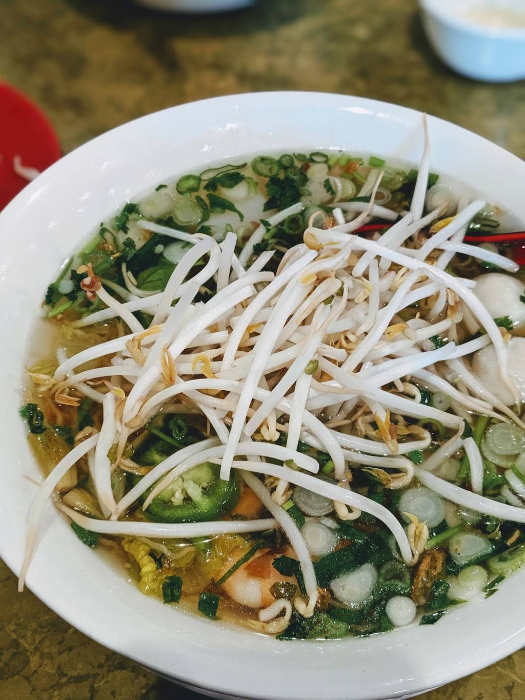 Vietnam One | restaurant | 6215 W Broad St # B, Richmond, VA 23230, USA | 8042893838 OR +1 804-289-3838