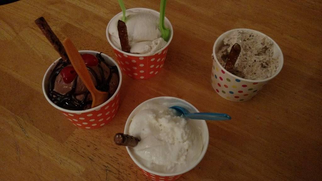 Mystic Ice Cream Cafe | restaurant | (Route 466A), 1217 W Miller St, Fruitland Park, FL 34731, USA | 3528010411 OR +1 352-801-0411