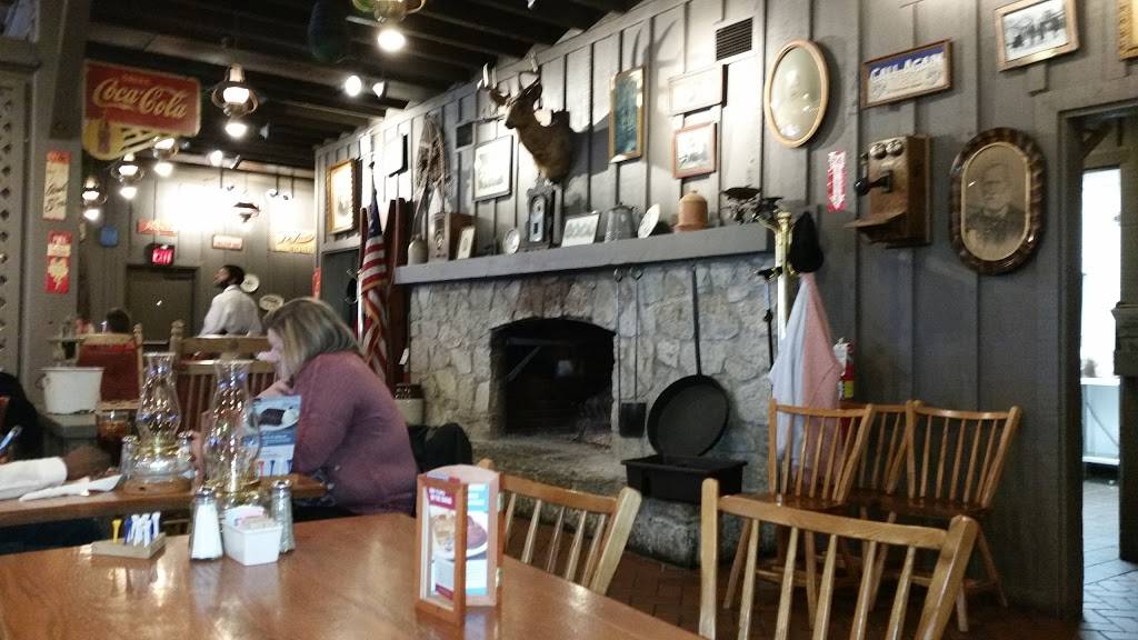 Cracker Barrel Old Country Store | restaurant | 3840 Eagle View Dr, Indianapolis, IN 46254, USA | 3172988908 OR +1 317-298-8908