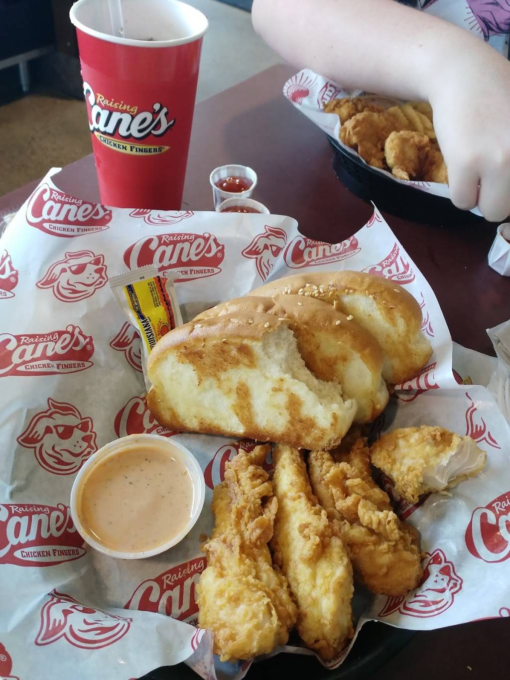Raising Canes Chicken Fingers | meal takeaway | 2960 W Camp Wisdom Rd, Grand Prairie, TX 75052, USA | 9725227744 OR +1 972-522-7744