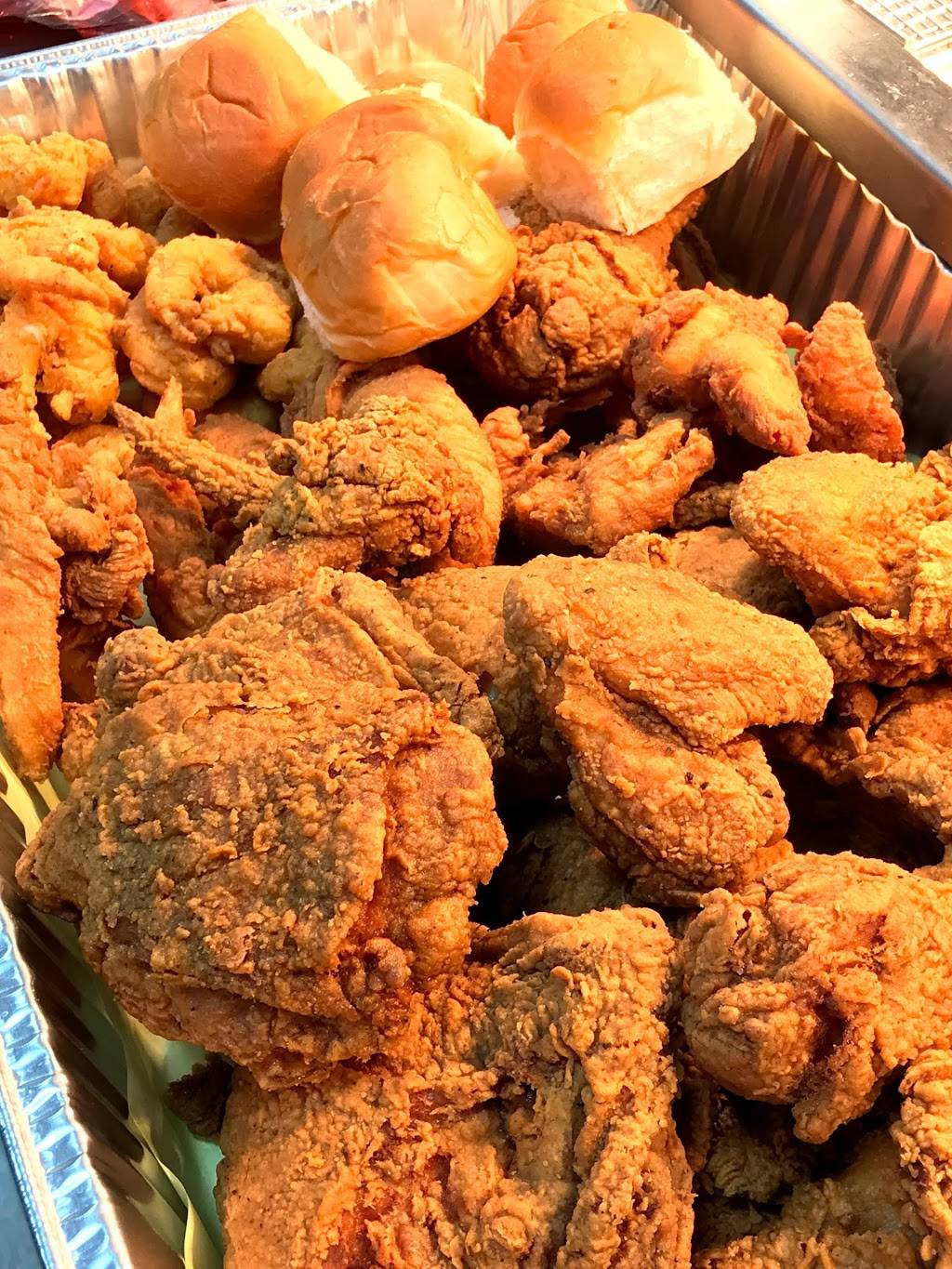Louisiana Famous Fried Chicken North Dallas | restaurant | 17610 Midway Rd #108, Dallas, TX 75287, USA | 4698026031 OR +1 469-802-6031